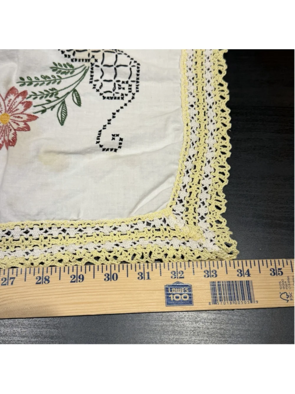 Vtg Cottagecore Floral Embroidered Dresser Scarf Table Runner Lace Trim 33.75x12